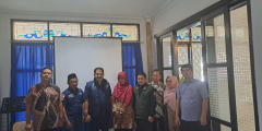 Rekan Sejawat Meninggal Dunia, Organisadi Advokat PPKHI Berikan Santunan 30 Juta