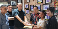 DPD PPKHI Kalteng Berikan Santunan Rekan Sesama Advokat